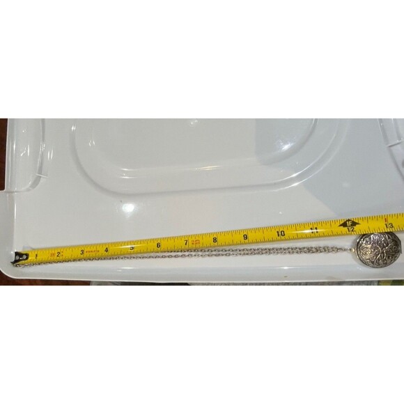 Vintage Silver Tone Round Filigree Locket Pendant Necklace Victorian Goth 24in - Picture 7 of 7